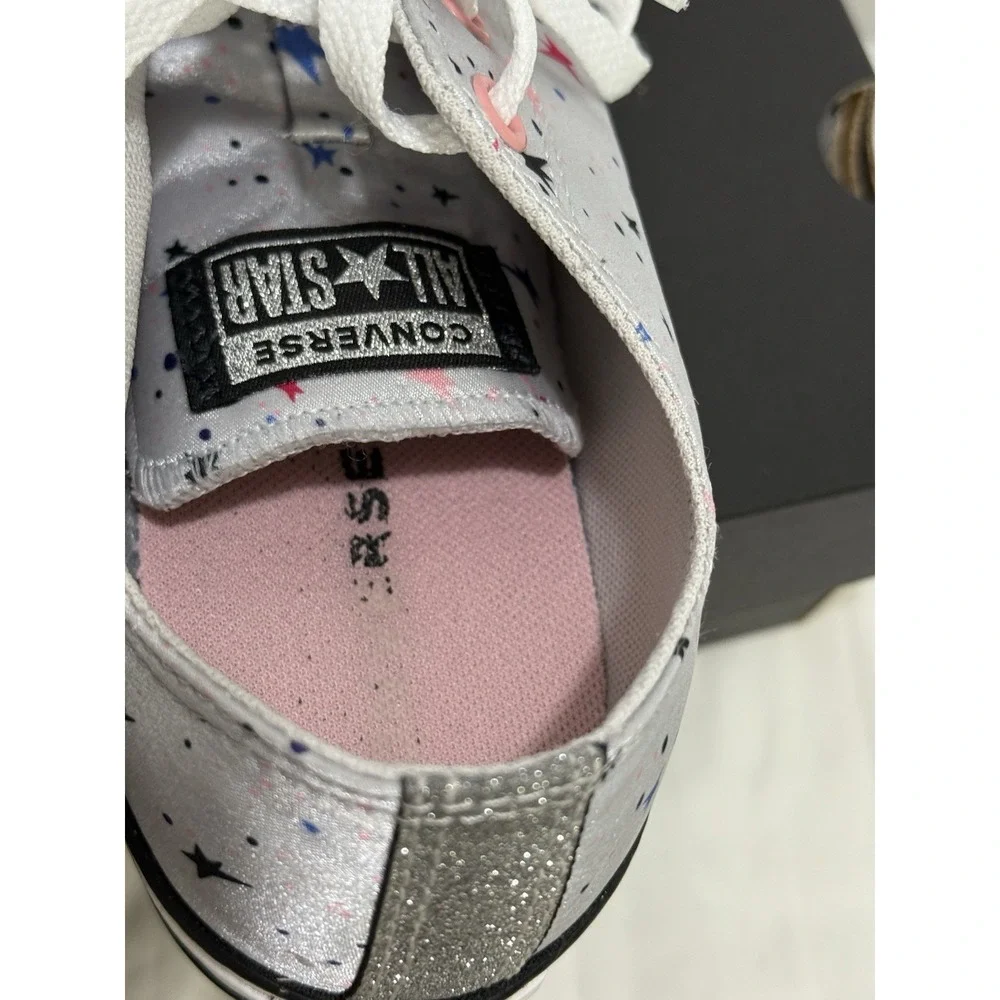 Converse‎ Juniors Girl's Stars Multicolor Sneakers Size 6